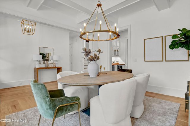 2225 S Live Oak Parkway, Wilmington, NC 28403