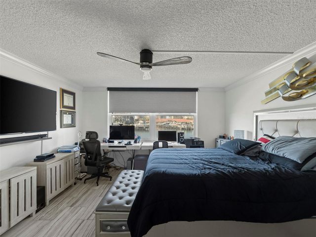 7600 SUN ISLAND DRIVE S 107, South Pasadena, FL 33707