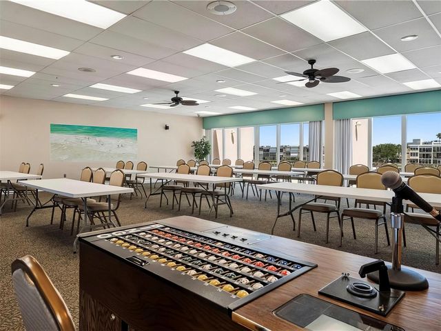 7600 SUN ISLAND DRIVE S 107, South Pasadena, FL 33707