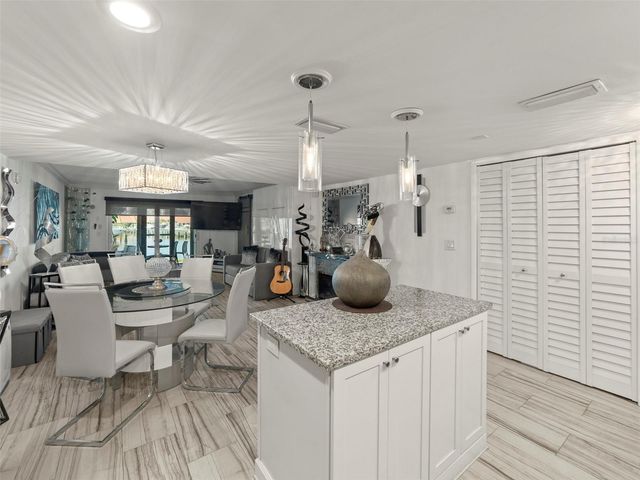 7600 SUN ISLAND DRIVE S 107, South Pasadena, FL 33707