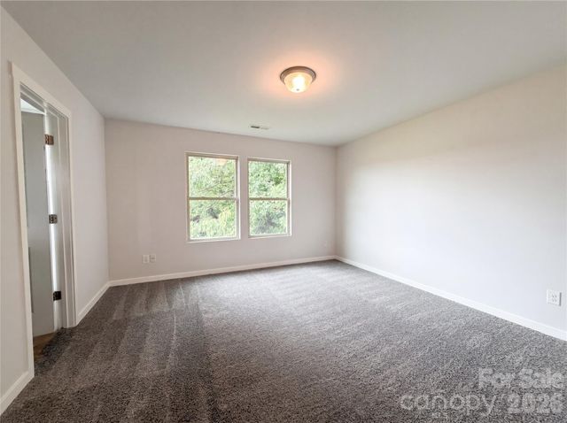 5304 Twin Brook Drive, Charlotte, NC 28269