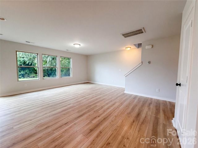5304 Twin Brook Drive, Charlotte, NC 28269