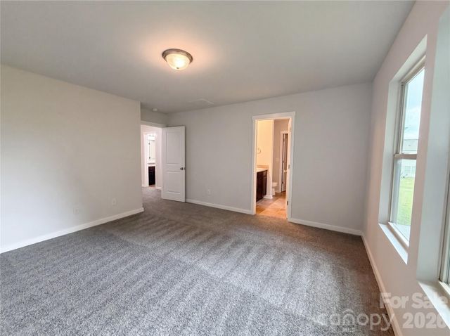 5304 Twin Brook Drive, Charlotte, NC 28269