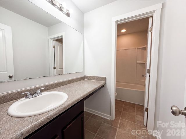 5304 Twin Brook Drive, Charlotte, NC 28269