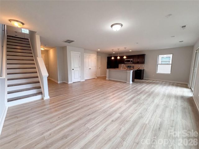 5304 Twin Brook Drive, Charlotte, NC 28269