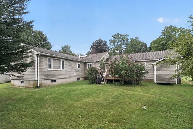 38 Dighton Ave, Taunton, MA 02780