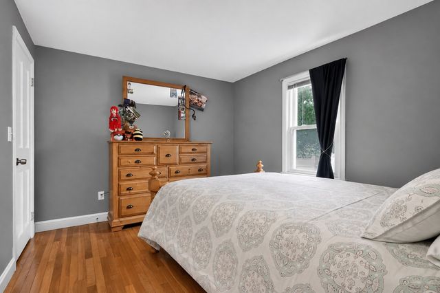 38 Dighton Ave, Taunton, MA 02780