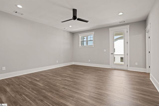 1208 N Pinot Road, Duncan, SC 29334