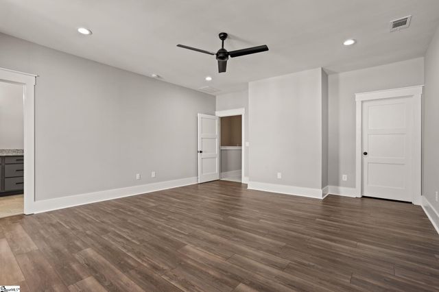 1208 N Pinot Road, Duncan, SC 29334