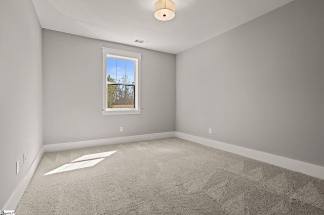 1208 N Pinot Road, Duncan, SC 29334