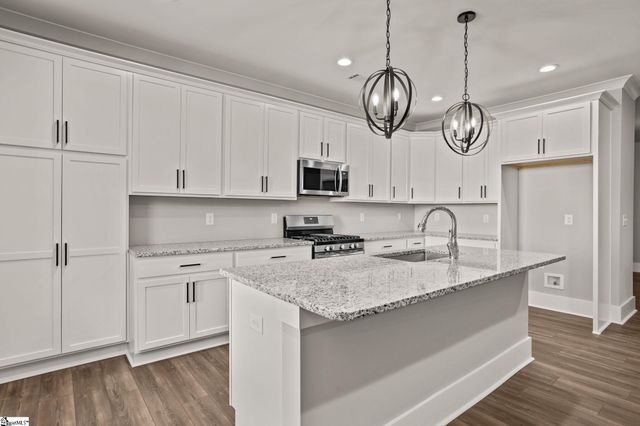 1208 N Pinot Road, Duncan, SC 29334