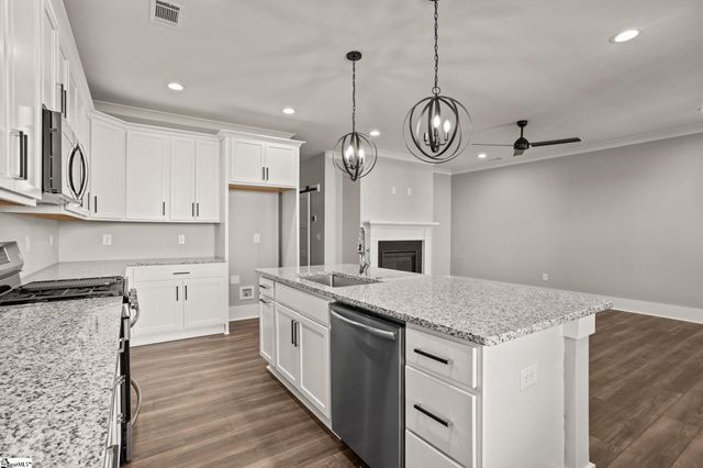 1208 N Pinot Road, Duncan, SC 29334