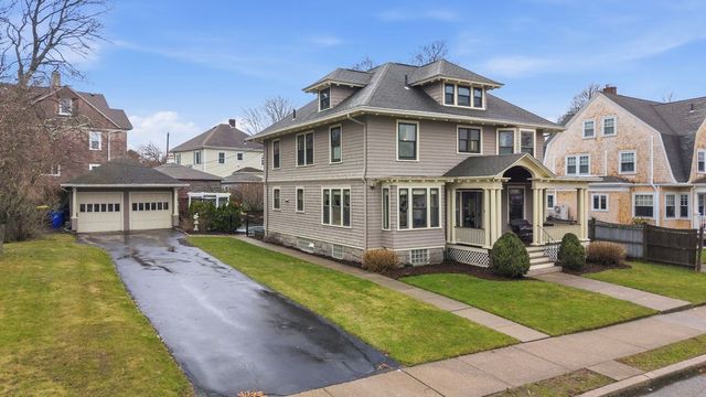 411 Stewart St, Fall River, MA 02720