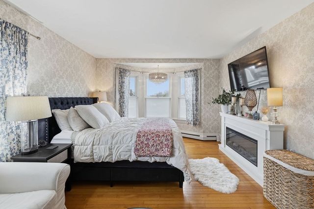 411 Stewart St, Fall River, MA 02720