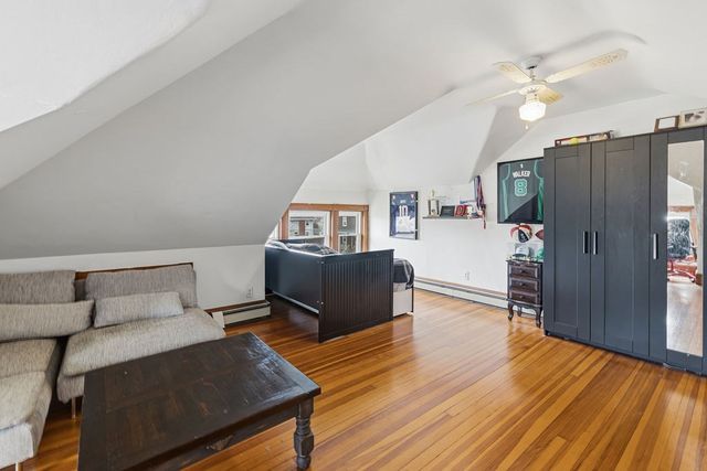 411 Stewart St, Fall River, MA 02720