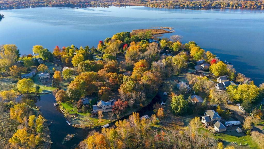 22089 Jason Avenue Court N, Forest Lake, MN 55025