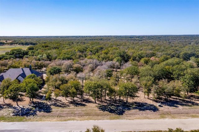 332 Sugartree Circle, Lipan, TX 76462