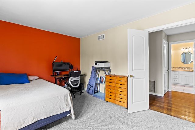 83 Braemoor Rd, Brockton, MA 02301