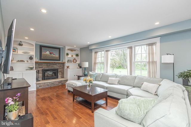 106 SPENCER RD, Washington Crossing, PA 18977