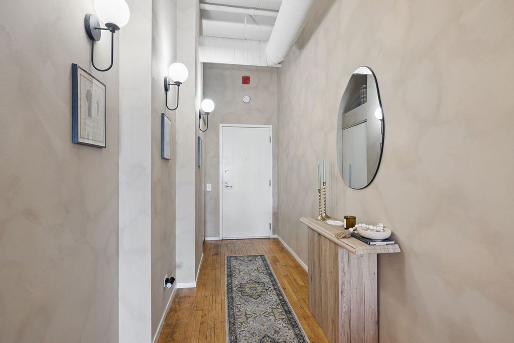 728 W Jackson Boulevard 302, Chicago, IL 60661 — photo 3