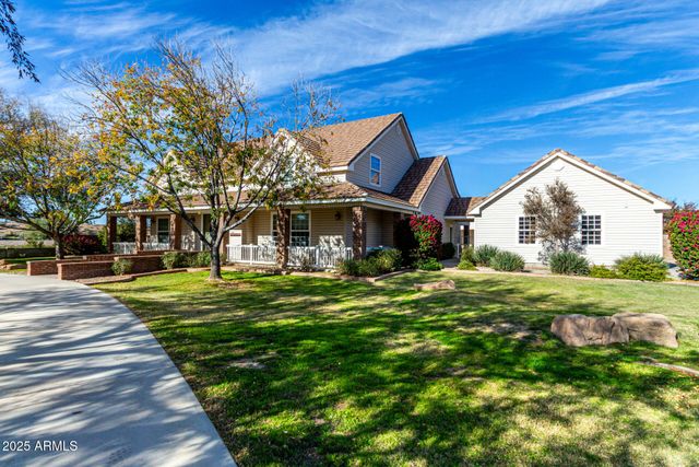 2552 E RIDGEWOOD Lane, Gilbert, AZ 85298