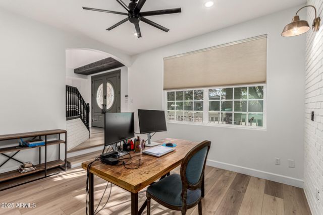 2552 E RIDGEWOOD Lane, Gilbert, AZ 85298