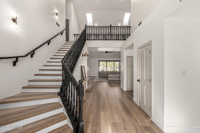 2552 E RIDGEWOOD Lane, Gilbert, AZ 85298