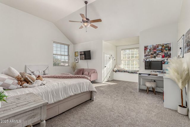 2552 E RIDGEWOOD Lane, Gilbert, AZ 85298