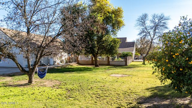 2552 E RIDGEWOOD Lane, Gilbert, AZ 85298