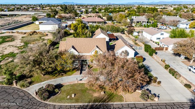 2552 E RIDGEWOOD Lane, Gilbert, AZ 85298