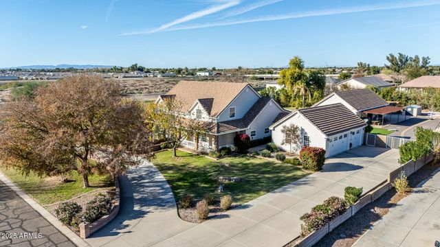 2552 E RIDGEWOOD Lane, Gilbert, AZ 85298