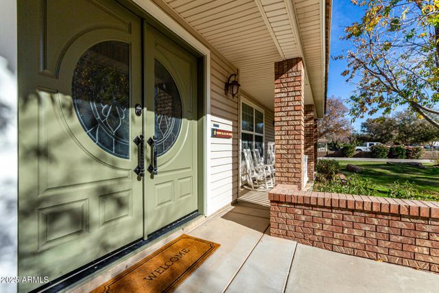 2552 E RIDGEWOOD Lane, Gilbert, AZ 85298