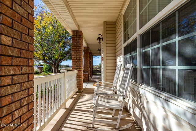 2552 E RIDGEWOOD Lane, Gilbert, AZ 85298