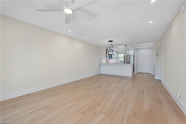 13 High Point CIR N # 206, Naples, FL 34103