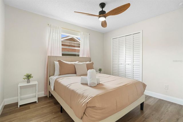4520 LAKE GEM CIRCLE, Orlando, FL 32806
