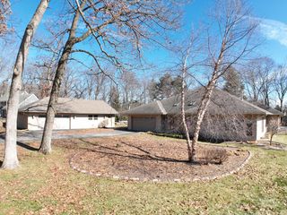 W307N6992 Club CIRCLE E, Hartland, WI 53029