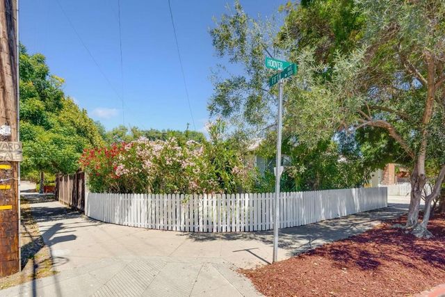 32013203 Hoover Street, Redwood City, CA 94063