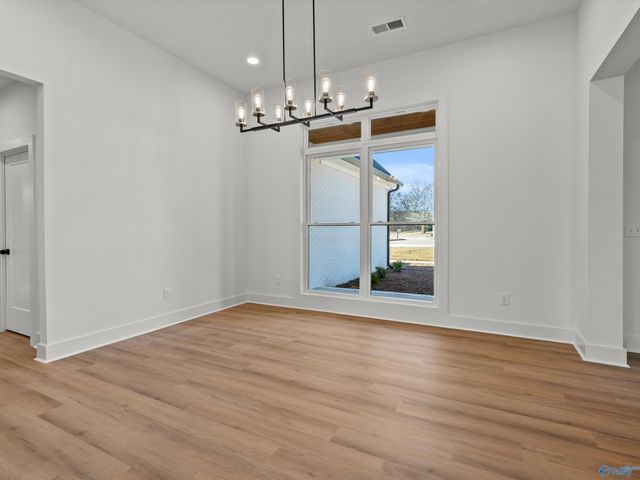 122 Eden Lane, Huntsville, AL 35811