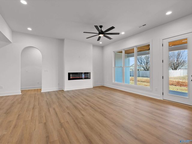 122 Eden Lane, Huntsville, AL 35811