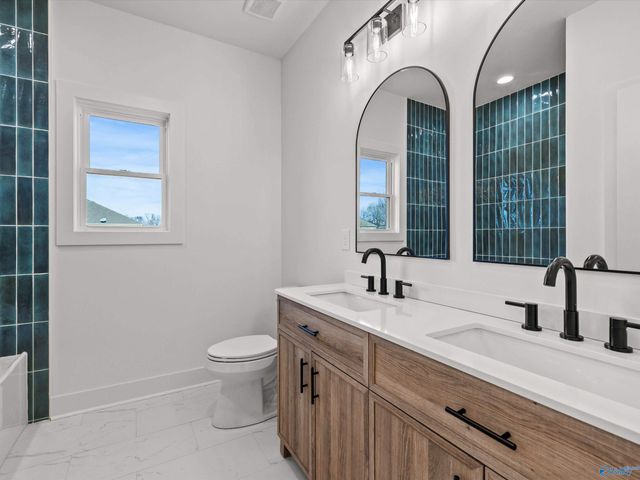 122 Eden Lane, Huntsville, AL 35811