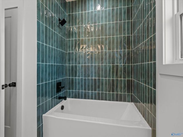 122 Eden Lane, Huntsville, AL 35811