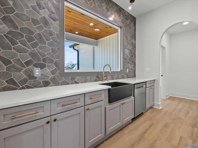 122 Eden Lane, Huntsville, AL 35811