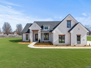 122 Eden Lane, Huntsville, AL 35811