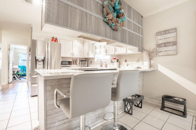 14 W Casa Loma Drive, Mary Esther, FL 32569