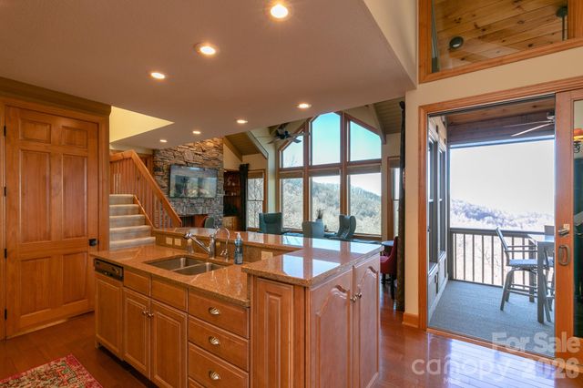 755 Andrew Banks Road, Burnsville, NC 28714