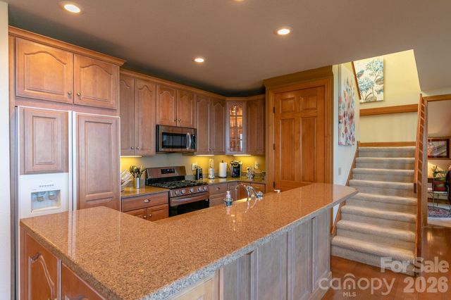 755 Andrew Banks Road, Burnsville, NC 28714