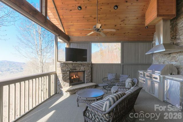 755 Andrew Banks Road, Burnsville, NC 28714