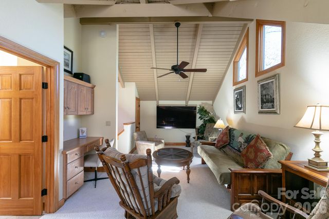 755 Andrew Banks Road, Burnsville, NC 28714
