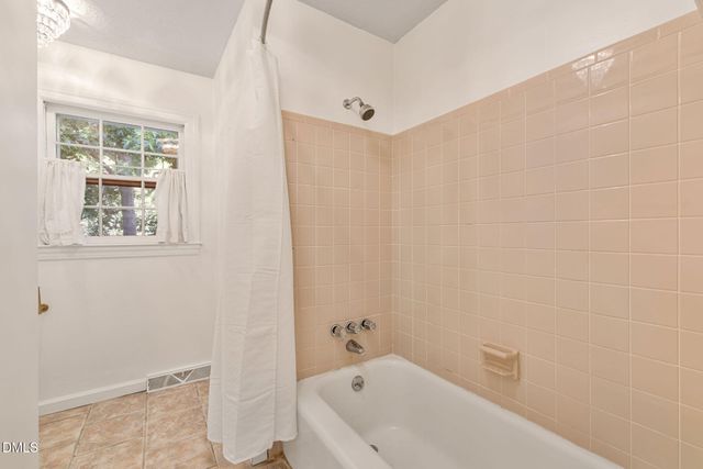 607 Gloucester Road, Goldsboro, NC 27534
