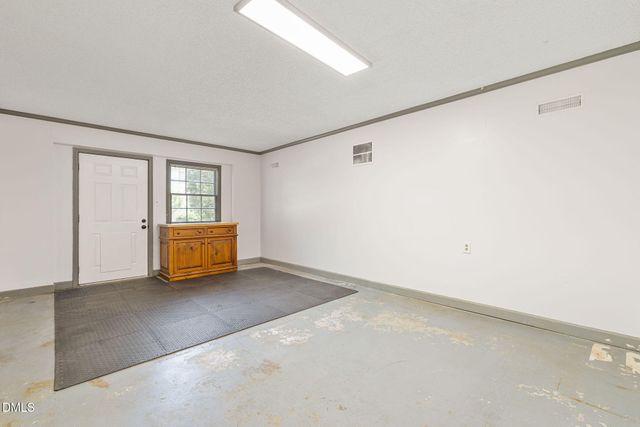 607 Gloucester Road, Goldsboro, NC 27534